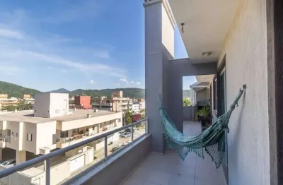 Ampla cobertura com 2 dormitórios pronta para morar