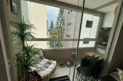 Aconchegante apartamento com 2 dormitórios a 200m do mar