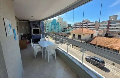 Apartamento com 3 dormitórios a poucos metros do mar