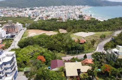 Casa com 3 quartos à venda na Avenida Vereador Manoel José dos Santos, 100, Centro, Bombinhas