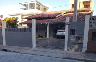 Casa com 3 dormitórios e 175m² no bairro josé amândio
