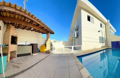 Oportunidade imperdível!! sobrado mobiliado, 800mts do mar, em um dos melhores bairros de itanhaém!!