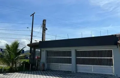 Casa usada lado praia com churrasqueira para venda em mongaguá!