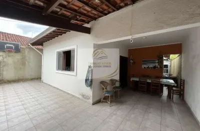 Casa usada em excelente localização para venda em itanhaém!!
