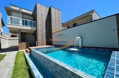 Maravilhosa casa sobreposta térrea com piscina e churrasqueira frente mar em itanhaém!