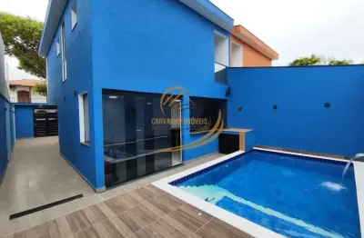 Maravilhoso sobrado alto padrão pertinho do mar com piscina e churrasqueira em itanhaém!