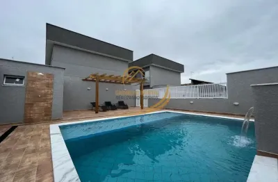 Sobrado em condomínio com piscina coletiva lado praia para venda em itanhaém!