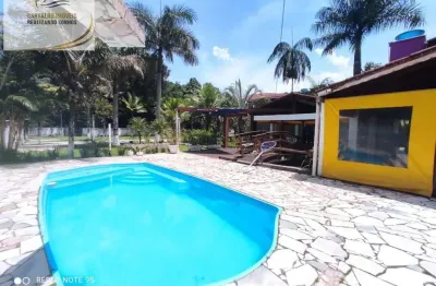 Maravilhosa chácara com piscina para venda em itanhaém!