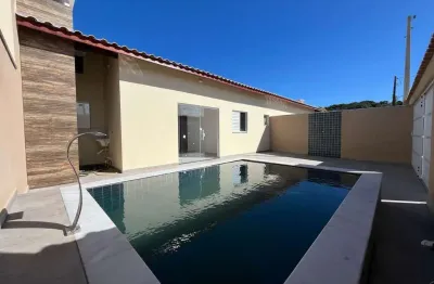 Casa lado praia com piscina e churrasqueira para venda em itanhaém!