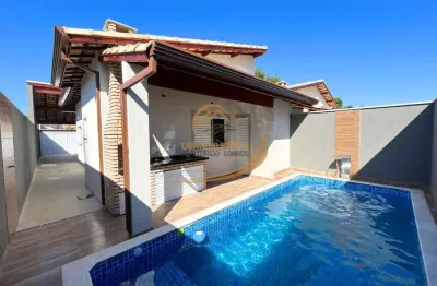 Se encante com essa casa 03 dorm próximo ao mar com piscina e churrasqueira em itanhaém!!