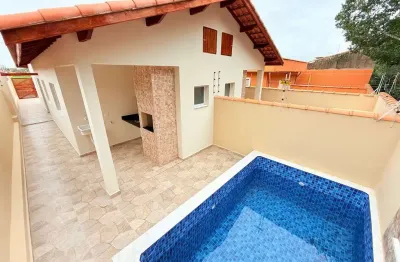 Casa geminada lado praia com piscina e churrasqueira para venda em itanhaém!!