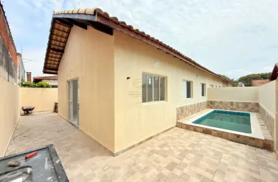 Casa em condomínio fechado 500m do mar com piscina privativa em itanhaém!!