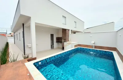 Sua casa com piscina e churrasqueira em itanhaém lado praia 1300m do mar!!