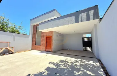 Maravilhosa casa isolada apenas 100 metros do mar, 03 dorm, piscina para venda em itanhaém!!