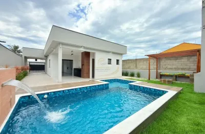Casa isolada com piscina e churrasqueira para venda em itanhaém