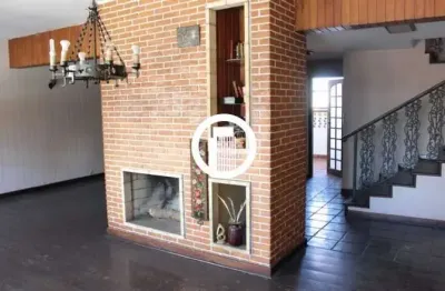 Casa para venda - 327m², 3 dormitórios, sendo 1 suites, 3 vagas - alto de pinheiros