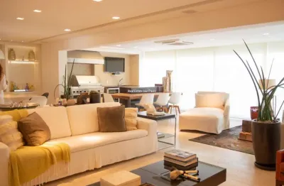 Apartamento para venda - 237m², 4 quartos, sendo 4 suites, 4 vagas - aclimação