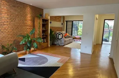 Casa para venda 311m², 4 dormitórios sendo 2 suítes e 2 vagas - aclimação