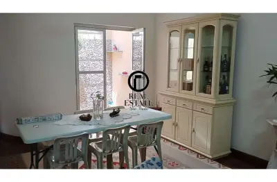 Casa para venda - 126m², 3 dormitórios, sendo 1 suites, 4 vagas - cupecê