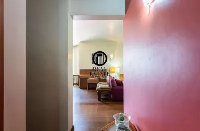 Apartamento à Venda - 193m², 3 Quartos, sendo 1 Suíte, 3 Vagas - Campo Belo