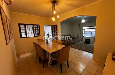 Casa Moderna 03 Quartos com Suite a Venda no Bairro Campos Eliseos