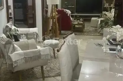 Casa com 3 quartos à venda na rua ribeira do amparo, 57, jardim presidente dutra, guarulhos, 298 m2 por r$ 900.000