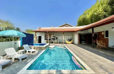 Casa em condomínio fechado com 3 quartos à venda na rua domingos nastari, 305, vila appia antica, carapicuíba, 477 m2 por r$ 1.420.000