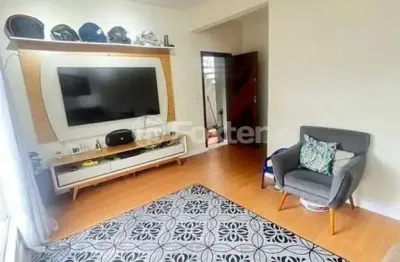 Casa com 2 quartos à venda na rua frederico albuquerque, 302, jardim itacolomi, são paulo, 108 m2 por r$ 600.000