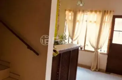 Casa com 4 quartos à venda na rua pedro soares de andrade, 378, vila rosária, são paulo, 240 m2 por r$ 980.000