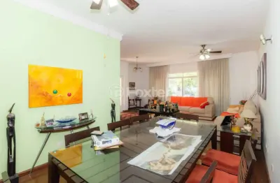 Casa com 3 quartos à venda na rua marquês de paraná, 134, alto da lapa, são paulo, 360 m2 por r$ 2.490.000