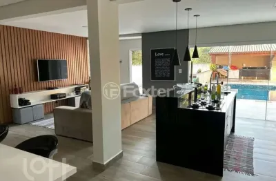 Casa em condomínio fechado com 3 quartos à venda na rua david nicolai, 6300, jardim das palmeiras (zona sul), são paulo, 250 m2 por r$ 800.000