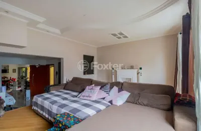 Casa com 3 quartos à venda na Rua Alzira Fett Martins, 98, Parque Residencial Oratorio, São Paulo, 340 m2 por R$ 790.000