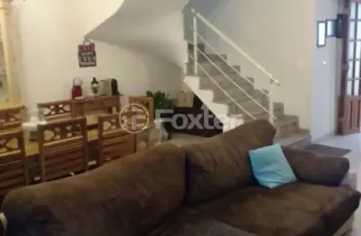 Casa em condomínio fechado com 3 quartos à venda na estrada municipal walter steurer, 317, chácara pavoeiro, cotia, 200 m2 por r$ 773.800