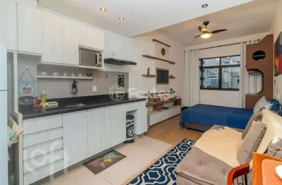 Kitnet / Stúdio à venda na Rua Santo Amaro, 100, Bela Vista, São Paulo, 32 m2 por R$ 335.000