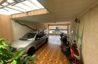 Casa com 4 quartos à venda na Rua Jarbas de Carvalho, 281, Cidade Patriarca, São Paulo, 200 m2 por R$ 1.060.000