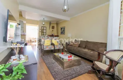 Casa em condomínio fechado com 4 quartos à venda na rua dona zulmira, 353, cavalhada, porto alegre, 139 m2 por r$ 585.000