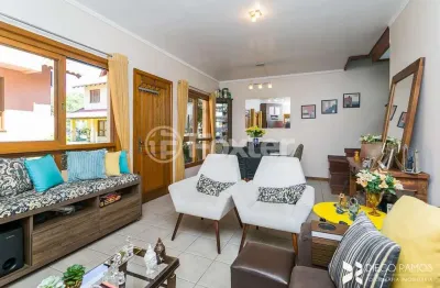 Casa em condomínio fechado com 3 quartos à venda na rua luís felipe monmany, 101, espírito santo, porto alegre, 132 m2 por r$ 690.000