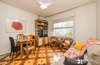 Apartamento com 3 quartos à venda na rua doutor oscar bittencourt, 203, menino deus, porto alegre, 110 m2 por r$ 370.500