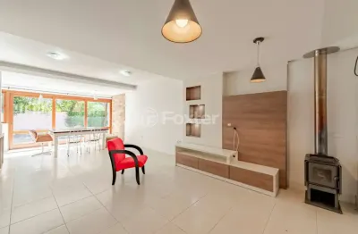 Casa em condomínio fechado com 4 quartos à venda na rua teresa cristo, 102, tristeza, porto alegre, 233 m2 por r$ 1.690.000