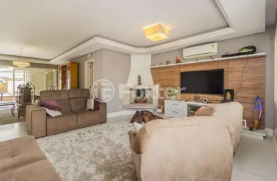 Casa com 3 quartos à venda na rua lagoa do peixe, 210, sarandi, porto alegre, 330 m2 por r$ 1.800.000