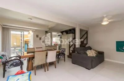 Casa em condomínio fechado com 3 quartos à venda na rua adão gregory, 70, mário quintana, porto alegre, 178 m2 por r$ 470.000