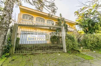 Casa com 5 quartos à venda na rua monte alverne, 154, chácara das pedras, porto alegre, 600 m2 por r$ 1.178.000