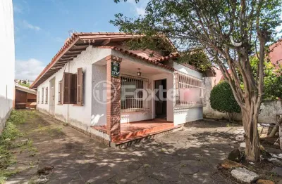Casa com 4 quartos à venda na avenida niterói, 527, medianeira, porto alegre, 190 m2 por r$ 535.000