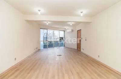 Sala comercial com 1 sala à venda na rua visconde de pelotas, 21, passo da areia, porto alegre, 60 m2 por r$ 170.000
