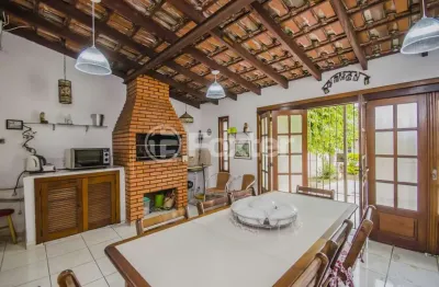 Casa com 3 quartos à venda na rua fernando abbott, 73, cristo redentor, porto alegre, 260 m2 por r$ 779.000