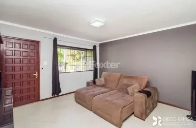 Casa com 3 quartos à venda na rua antônio josephino perrone, 343, espírito santo, porto alegre, 172 m2 por r$ 465.000