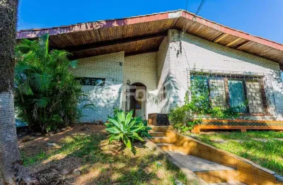 Casa com 3 quartos à venda na avenida assis chateaubriand, 17, são sebastião, porto alegre, 200 m2 por r$ 793.000