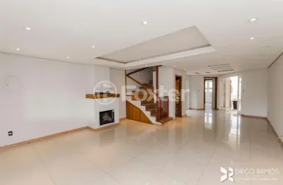Casa com 3 quartos à venda na rua professor elpídio ferreira paes, 57, ipanema, porto alegre, 205 m2 por r$ 690.000