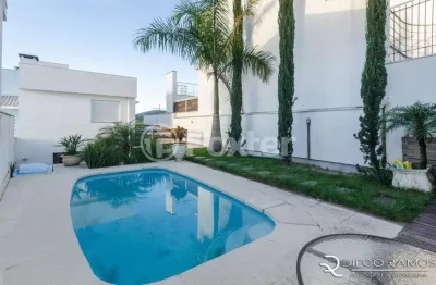 Casa com 3 quartos à venda na rua pedro carneiro pereira, 85, teresópolis, porto alegre, 298 m2 por r$ 1.240.000