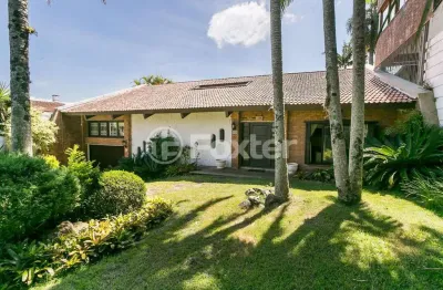 Casa com 4 quartos à venda na rua coroados, 1195, vila assunção, porto alegre, 365 m2 por r$ 2.070.000